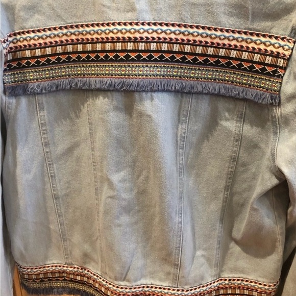 Jack by BB DAKOTA Light Blue Denim Jacket with Embroidered Details - Picture 8 of 8